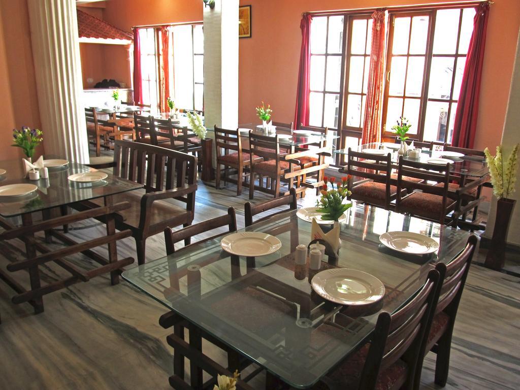 Hotel Alpine Crest Gangtok Eksteriør billede